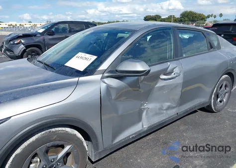 2025 Kia K4 Lxs from USA, damaged, VIN 3KPFT4DE0SE151283